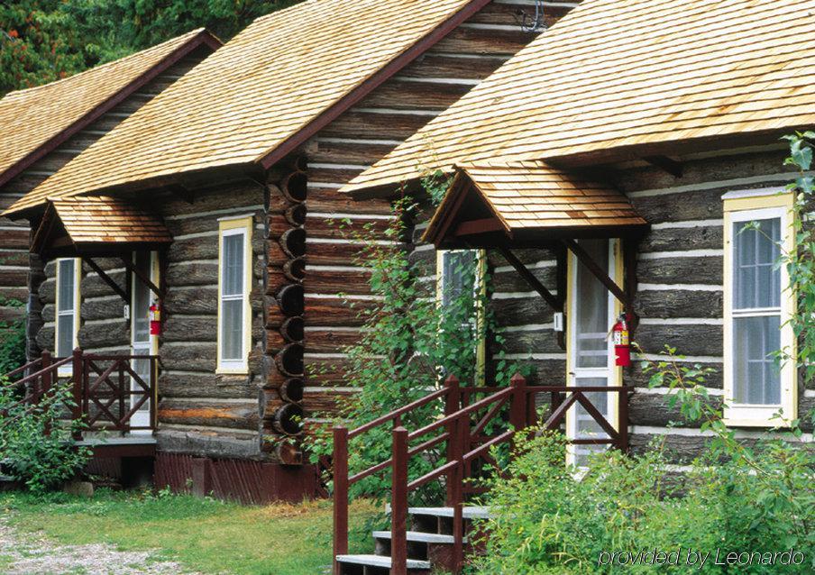 Motel Lake Mcdonald Уэст-Глейшер Экстерьер фото